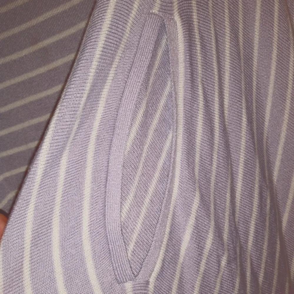 Lululemon Lavender and White Striped Knit Poncho - Picture 7 of 10